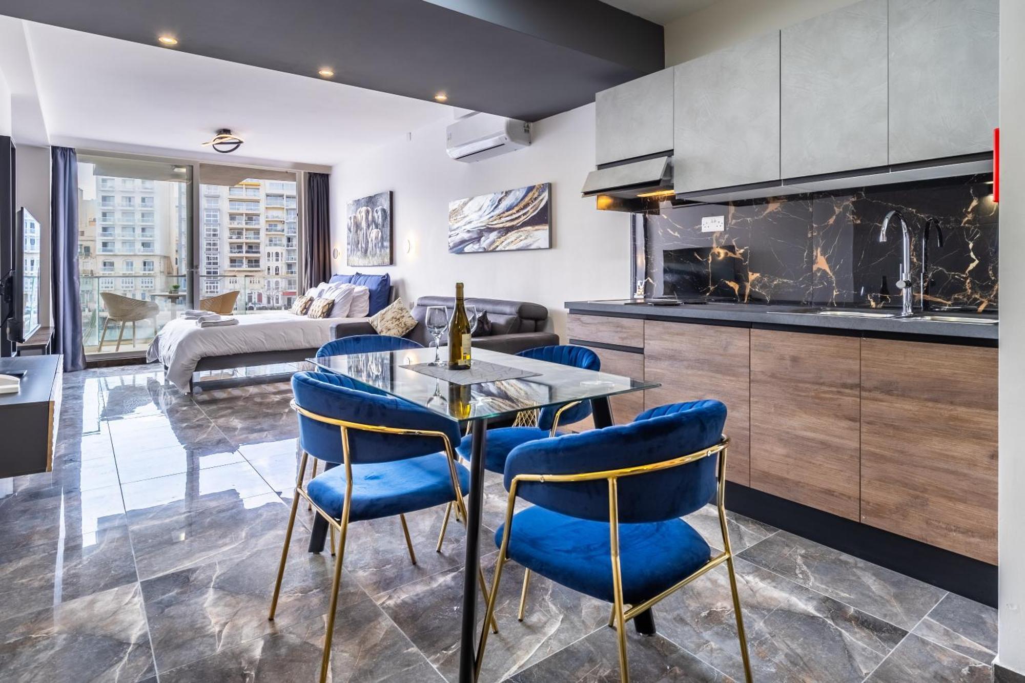 Spinola Deluxe, Stjulians Apartment *